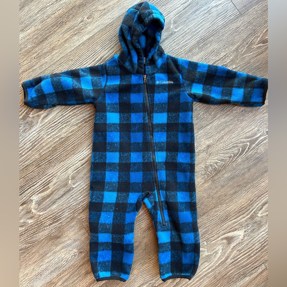 Columbia winter fleece suit for baby, size 12-18 months, hand & foot covers